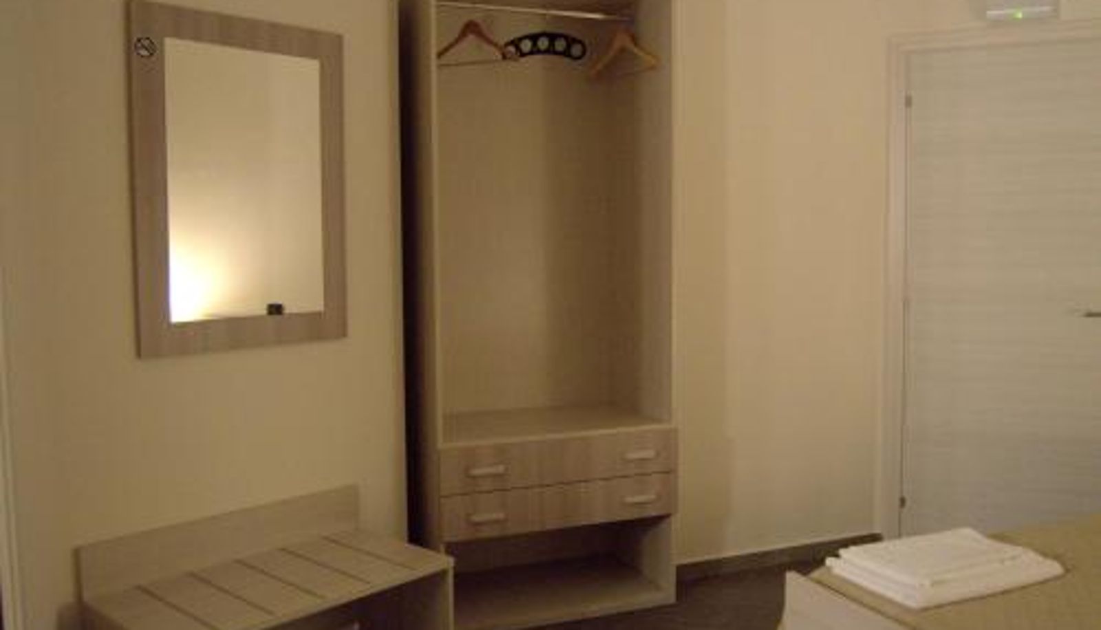 Room - Civico 83