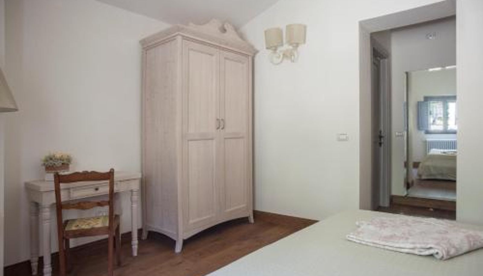 Room - Podere La Contessa B&B