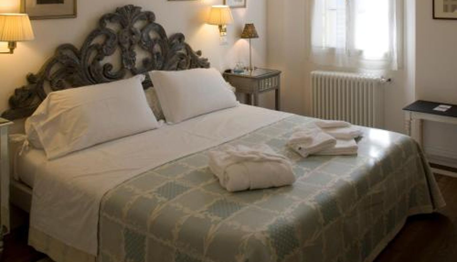 Kamer - M Club De Luxe B&B