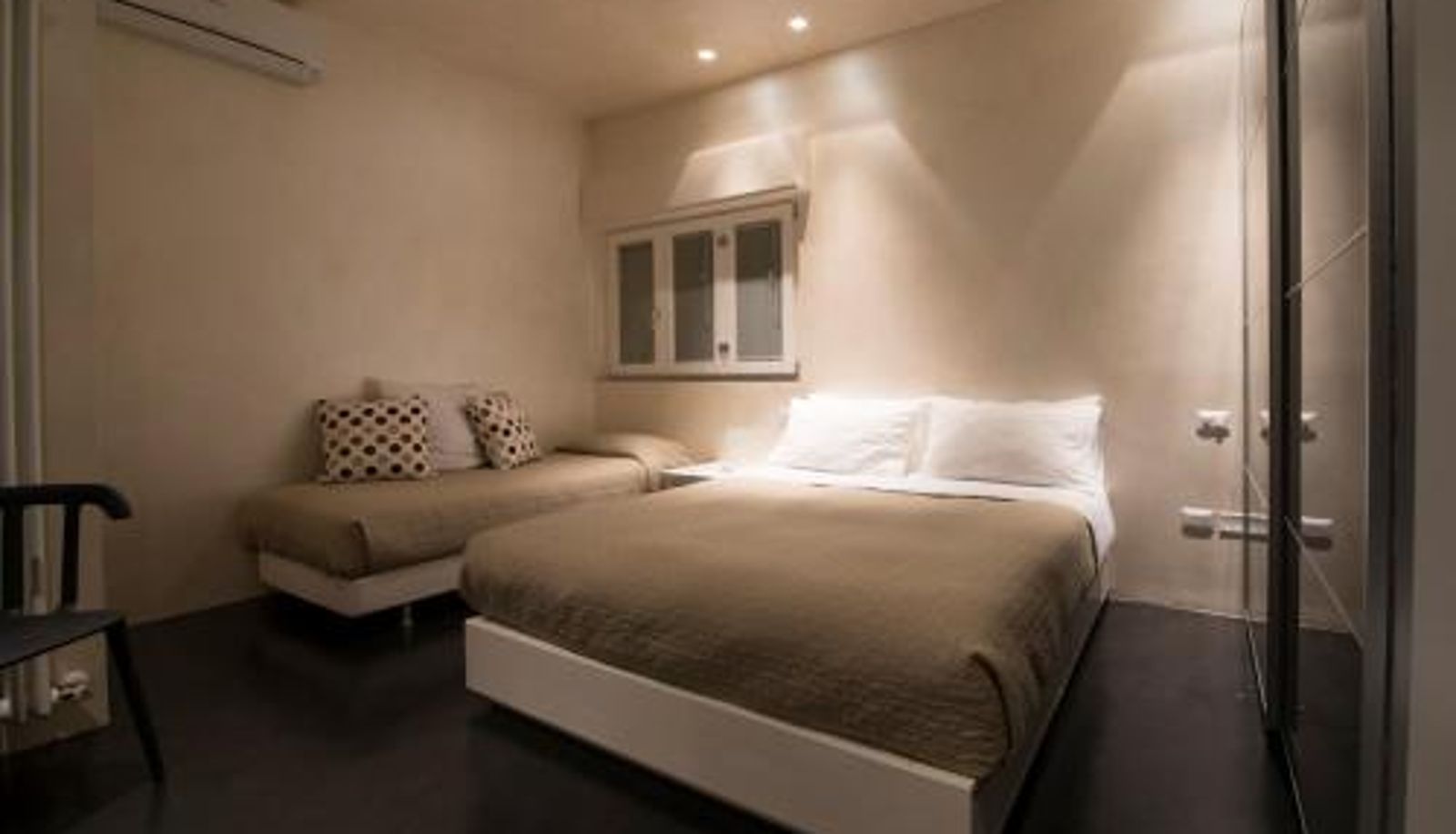 Tripla - B&B Lounge