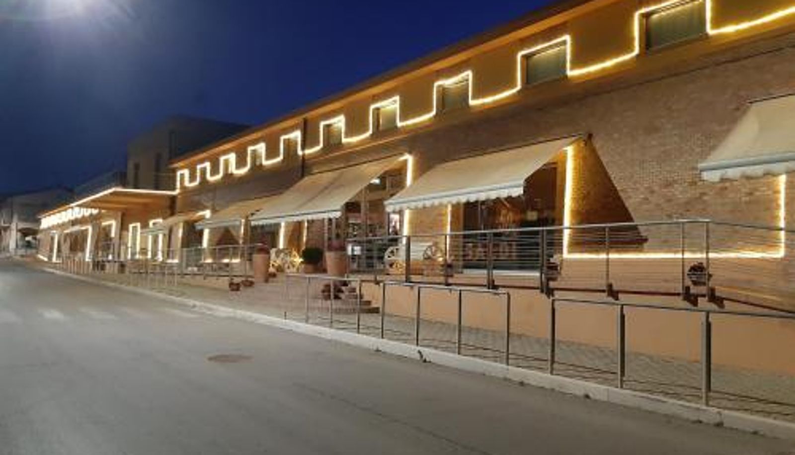 Zona exterior del hotel - Simona Rooms