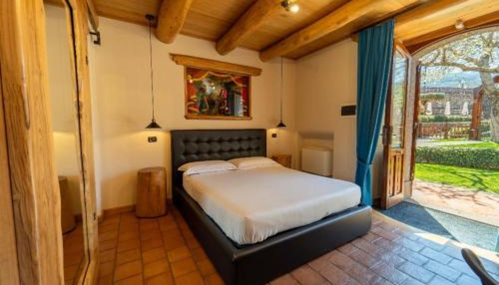 Room - Typical Sicilian Food & Wine Etna Quota Mille Boutique Hotel