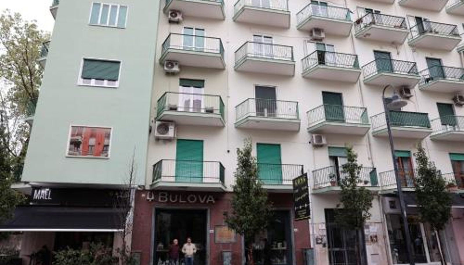 Hotel outdoor area - toc toc