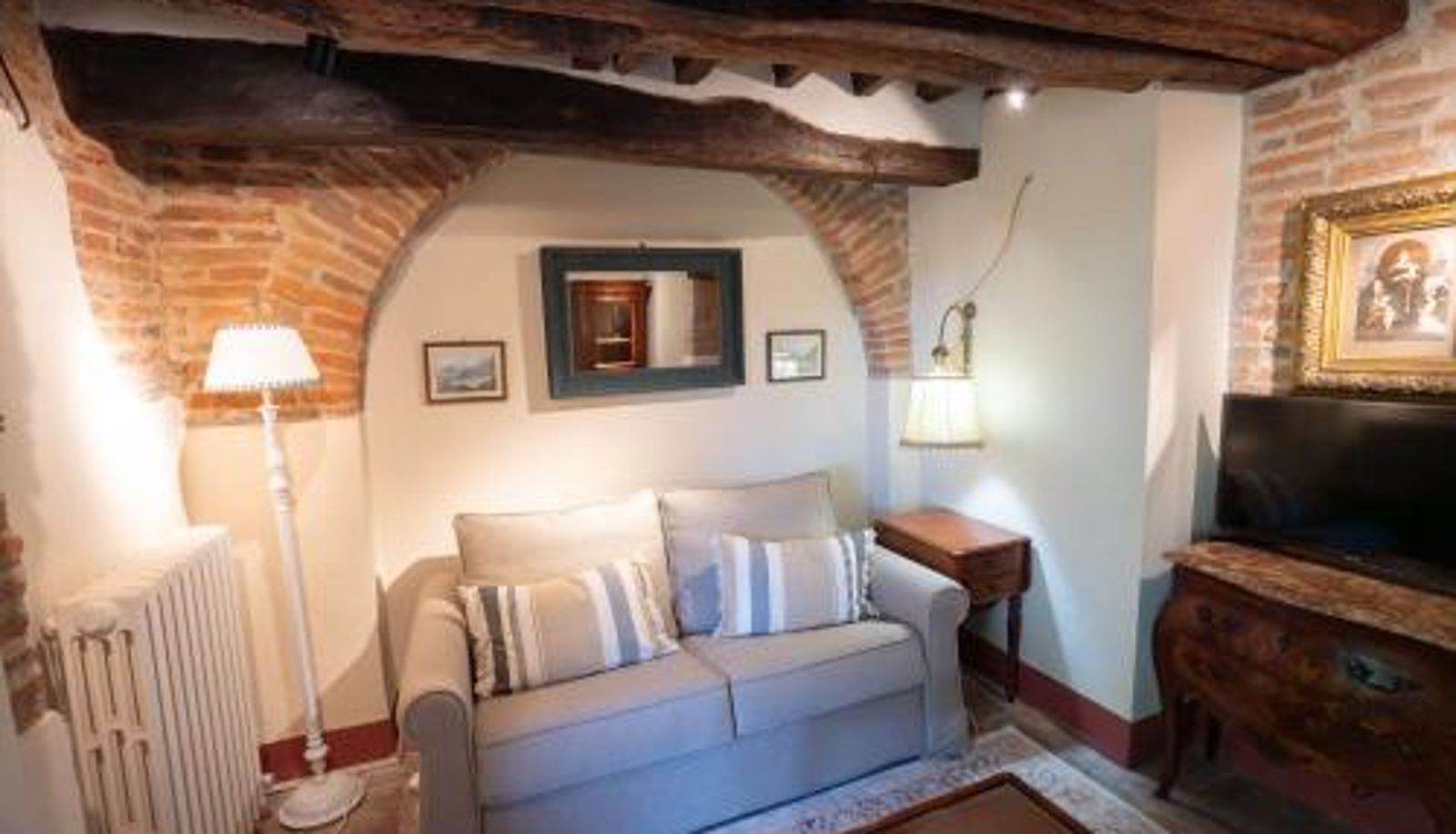 Info - Equo Suites