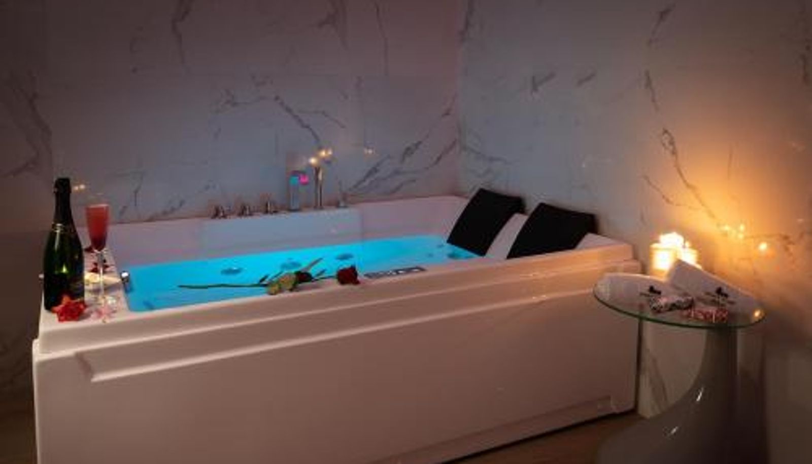 Info - Domus Cuomo B&B