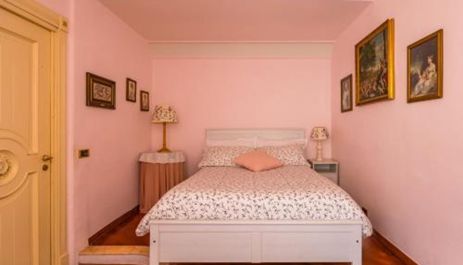 Zimmer - La Casa Di Bruno Napoli