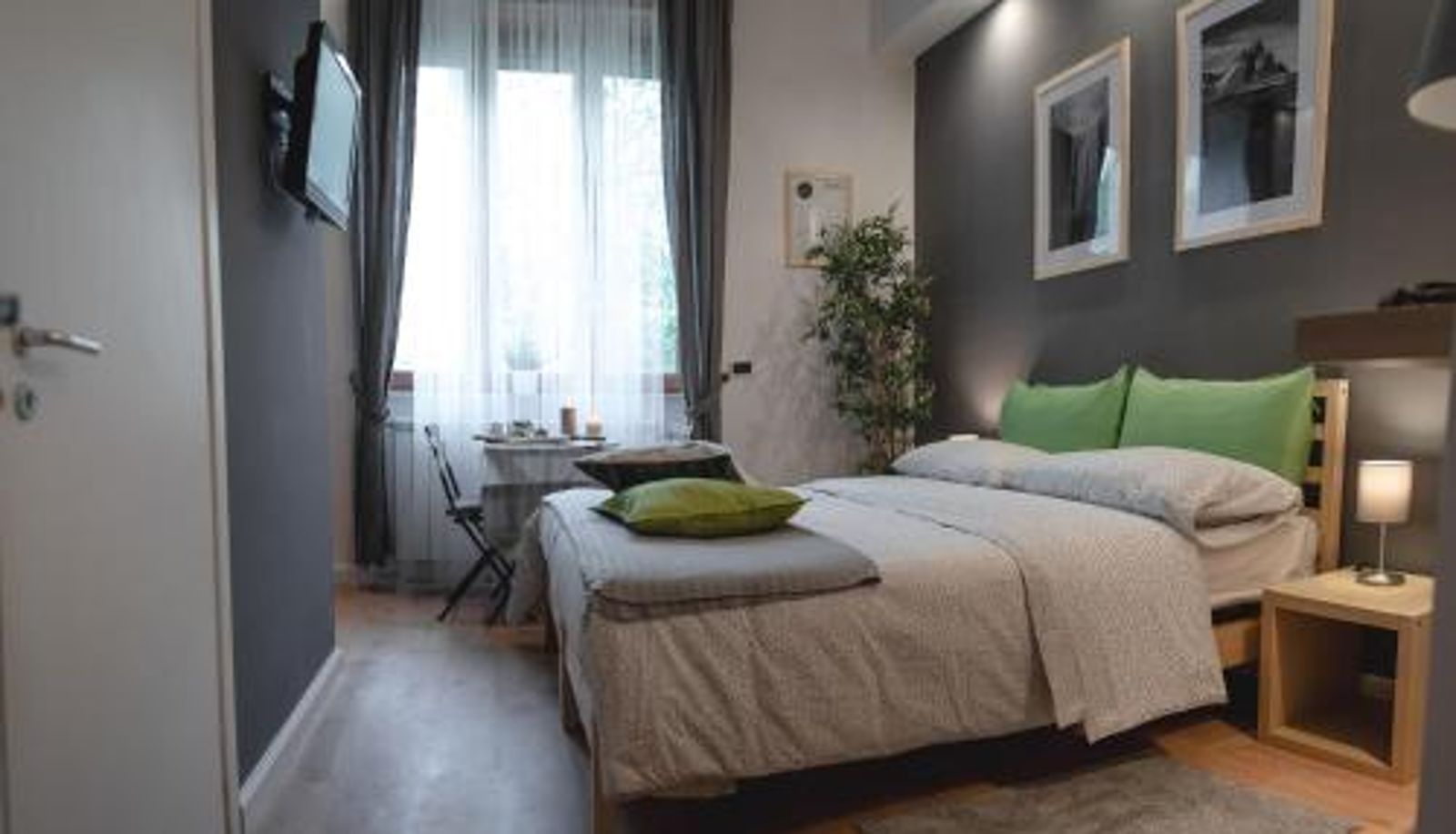 Room - Casa Lena B&B
