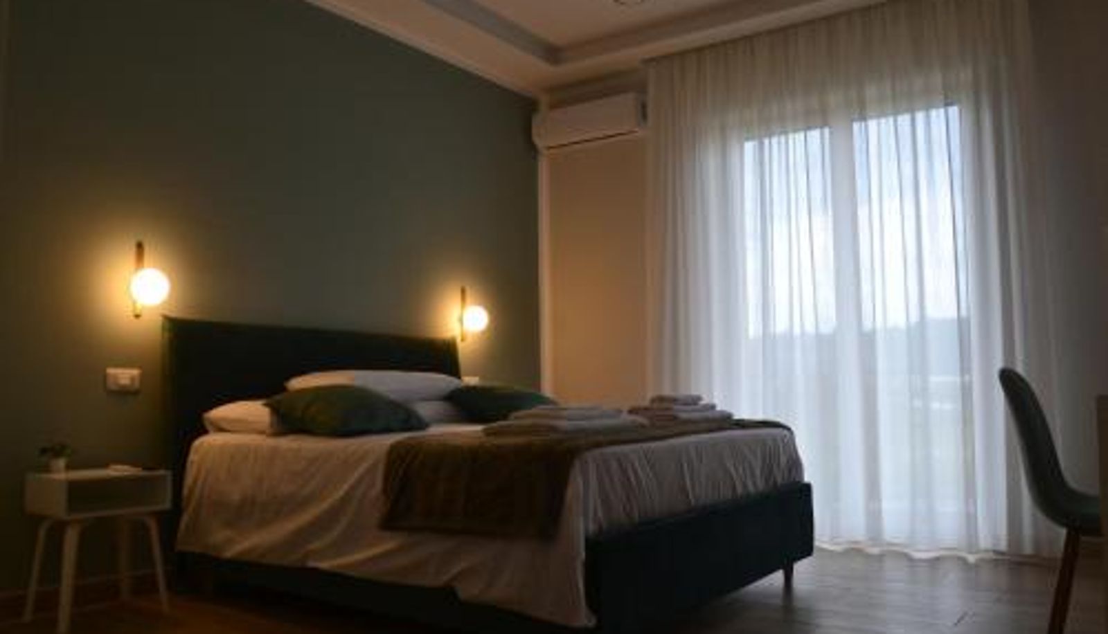 Info - Luna Nuova Suites