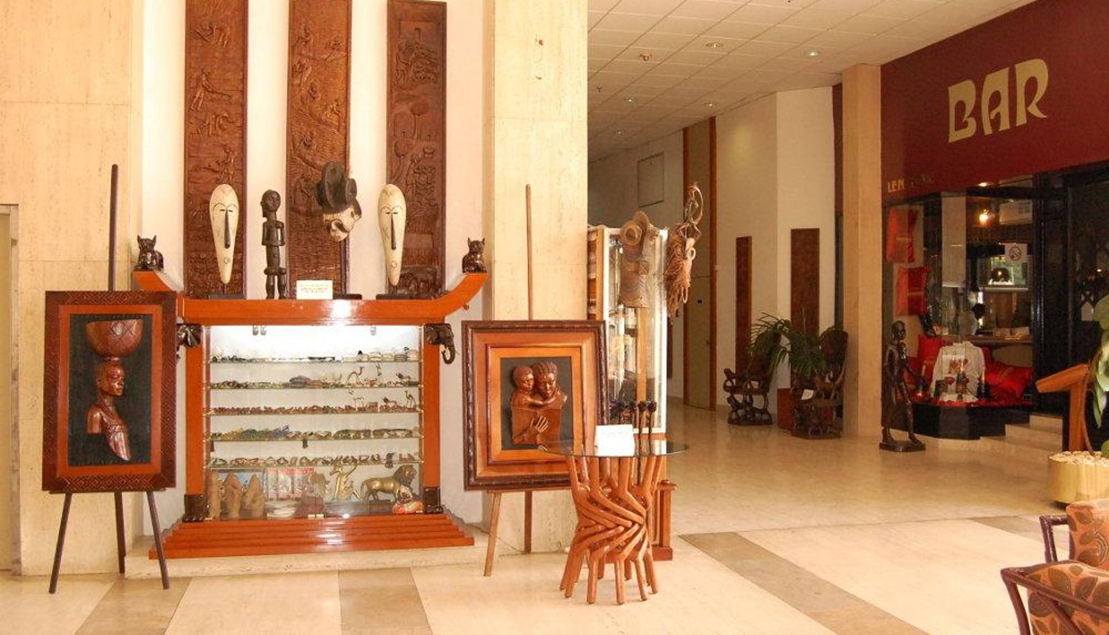 Bar - BENIN MARINA HOTEL