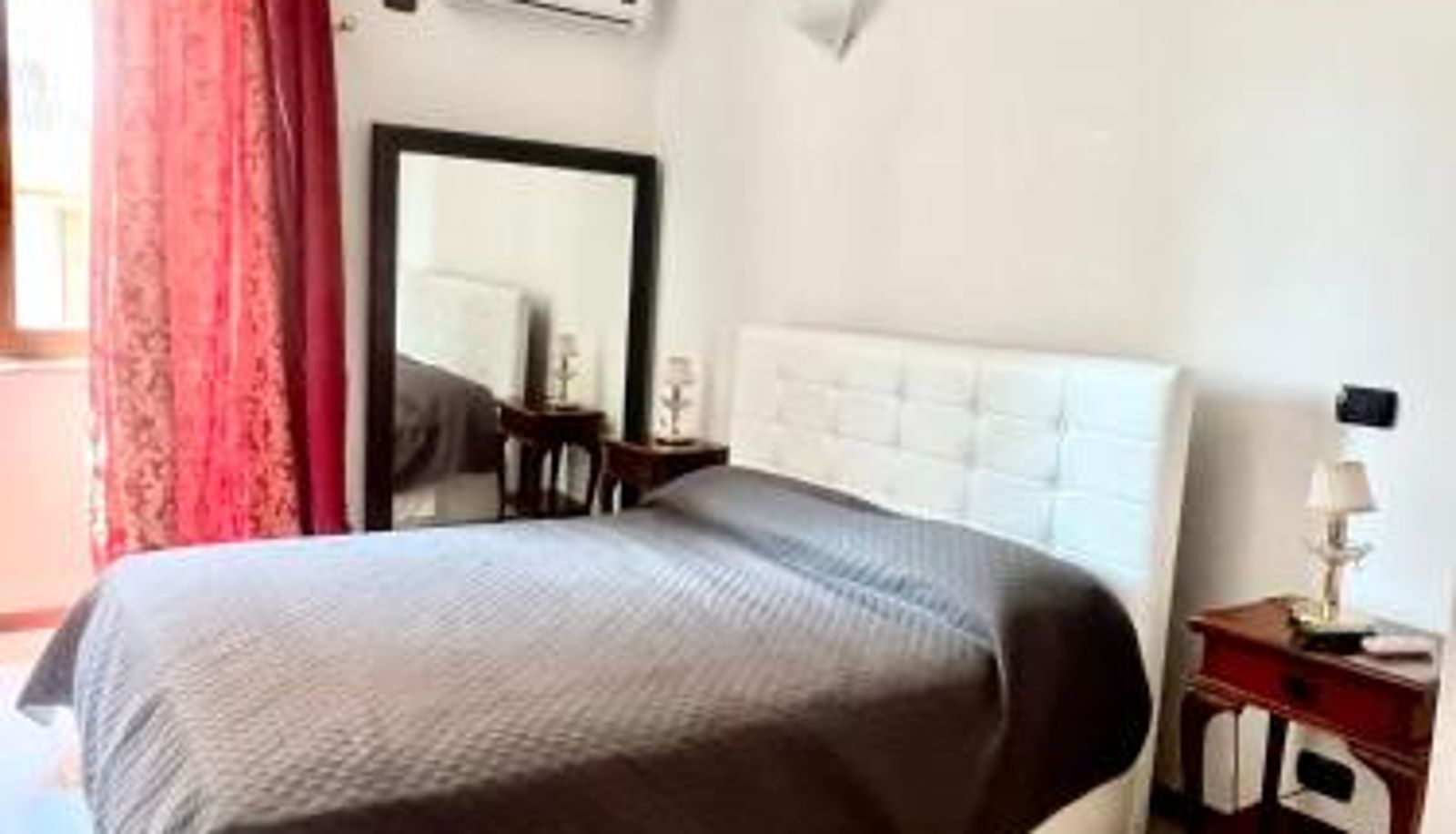 Zimmer - Lo Scrigno B&B