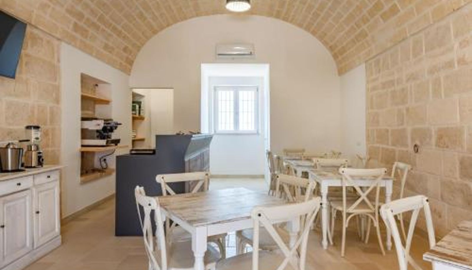 Info - Naturelais Masseria Pittore Monopoli
