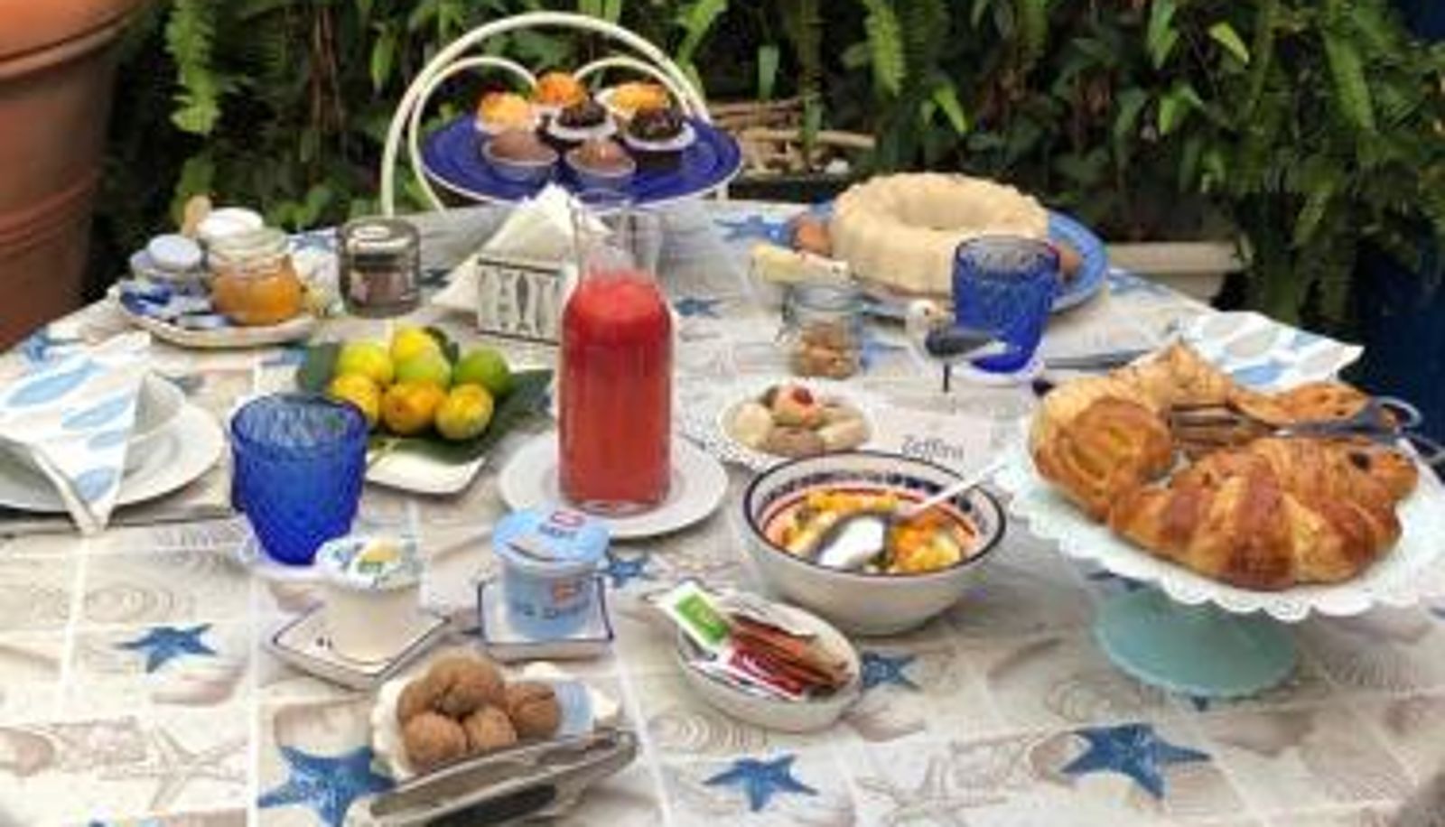 Breakfast room within the restaurant - Le Case di Sottovento