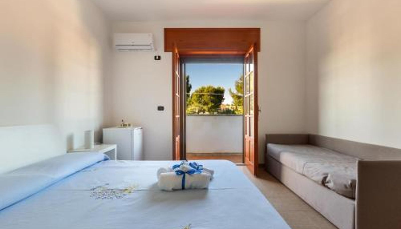 Zimmer - Joy Home B&B
