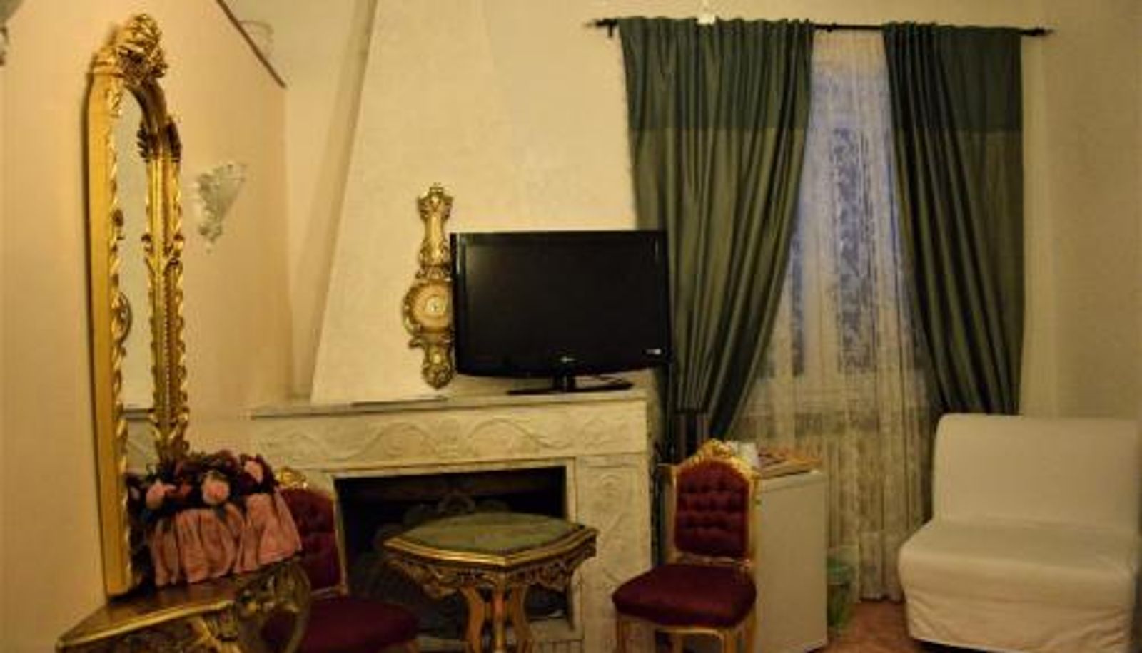 Info - B&B Vittoria Colonna