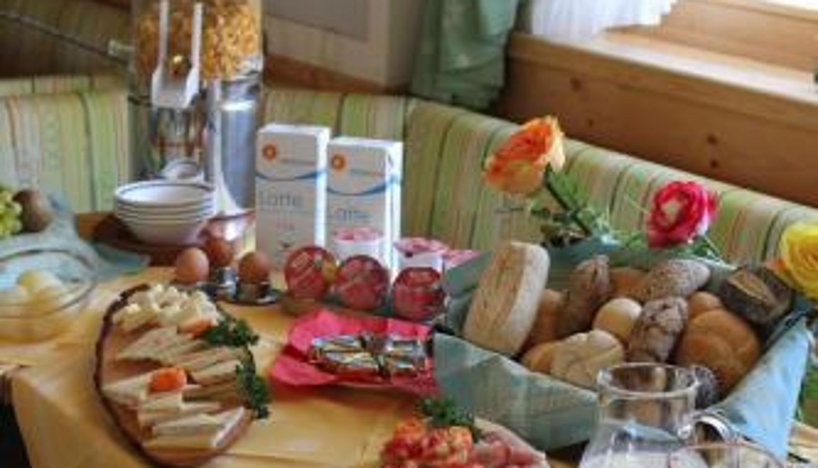 Frühstücksraum innerhalb des Restaurants - B&B Via Vai