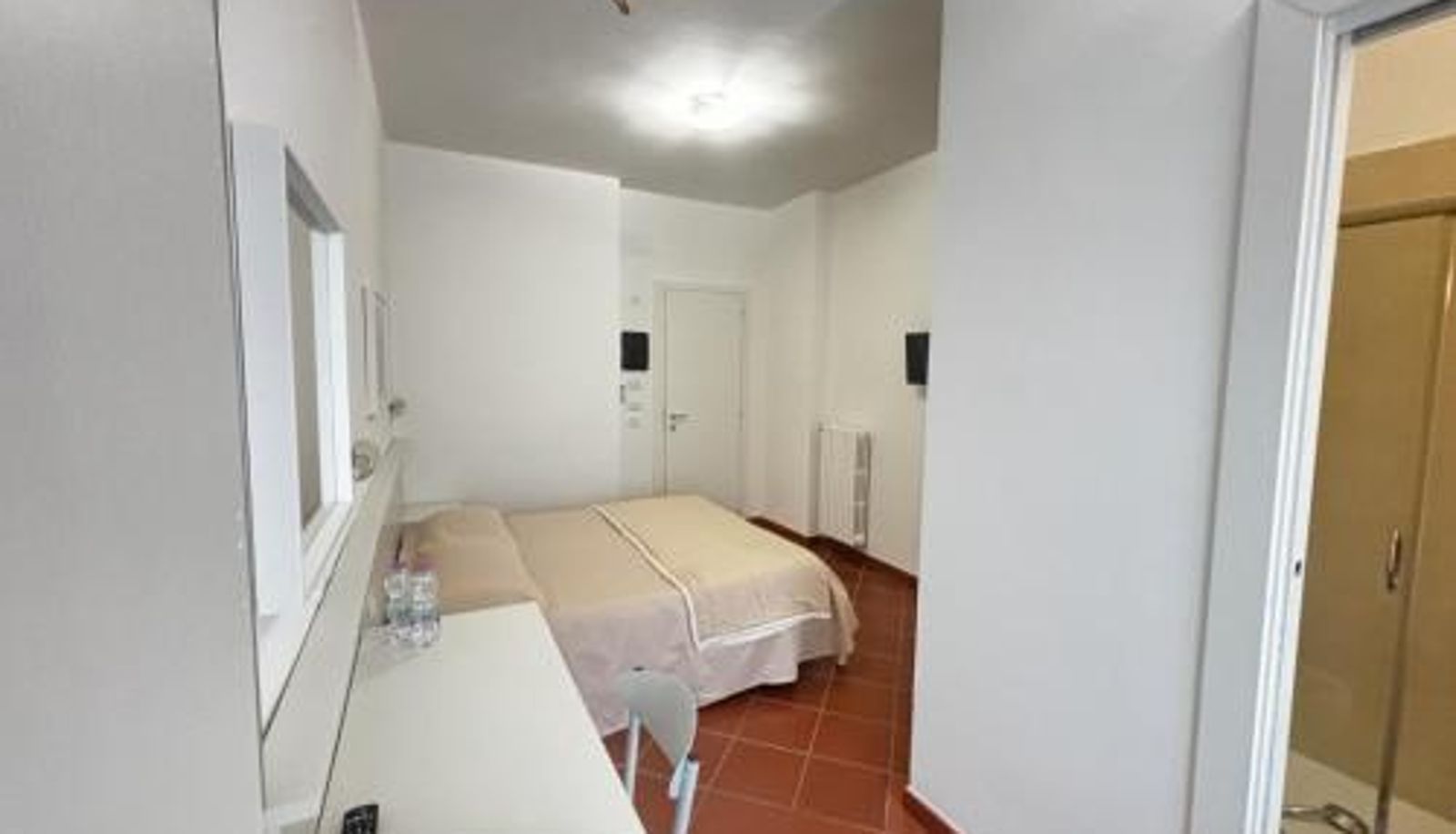 Zimmer - La Nuova Dimora B&B