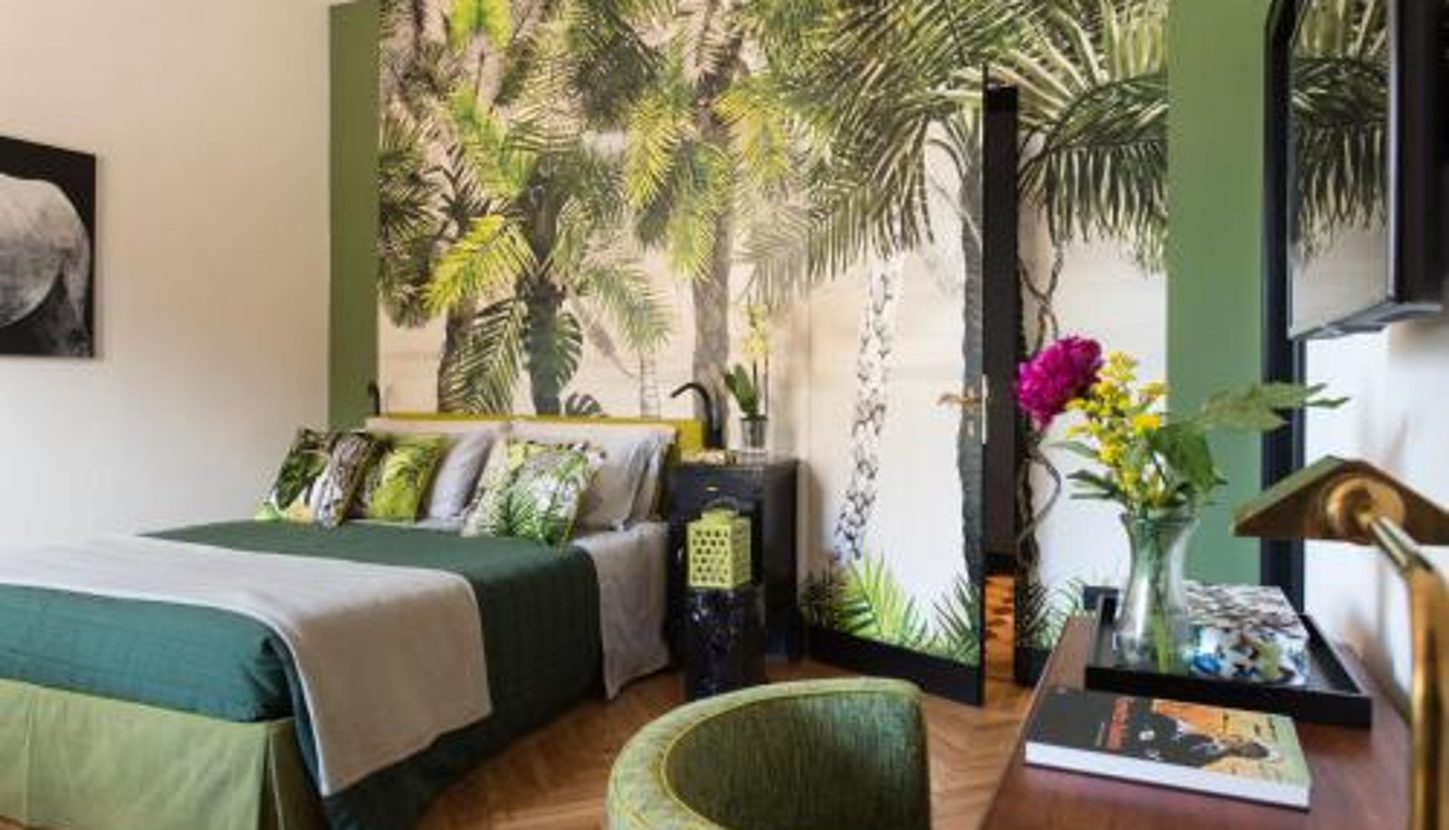 Room - Velona's Jungle Luxury Suites