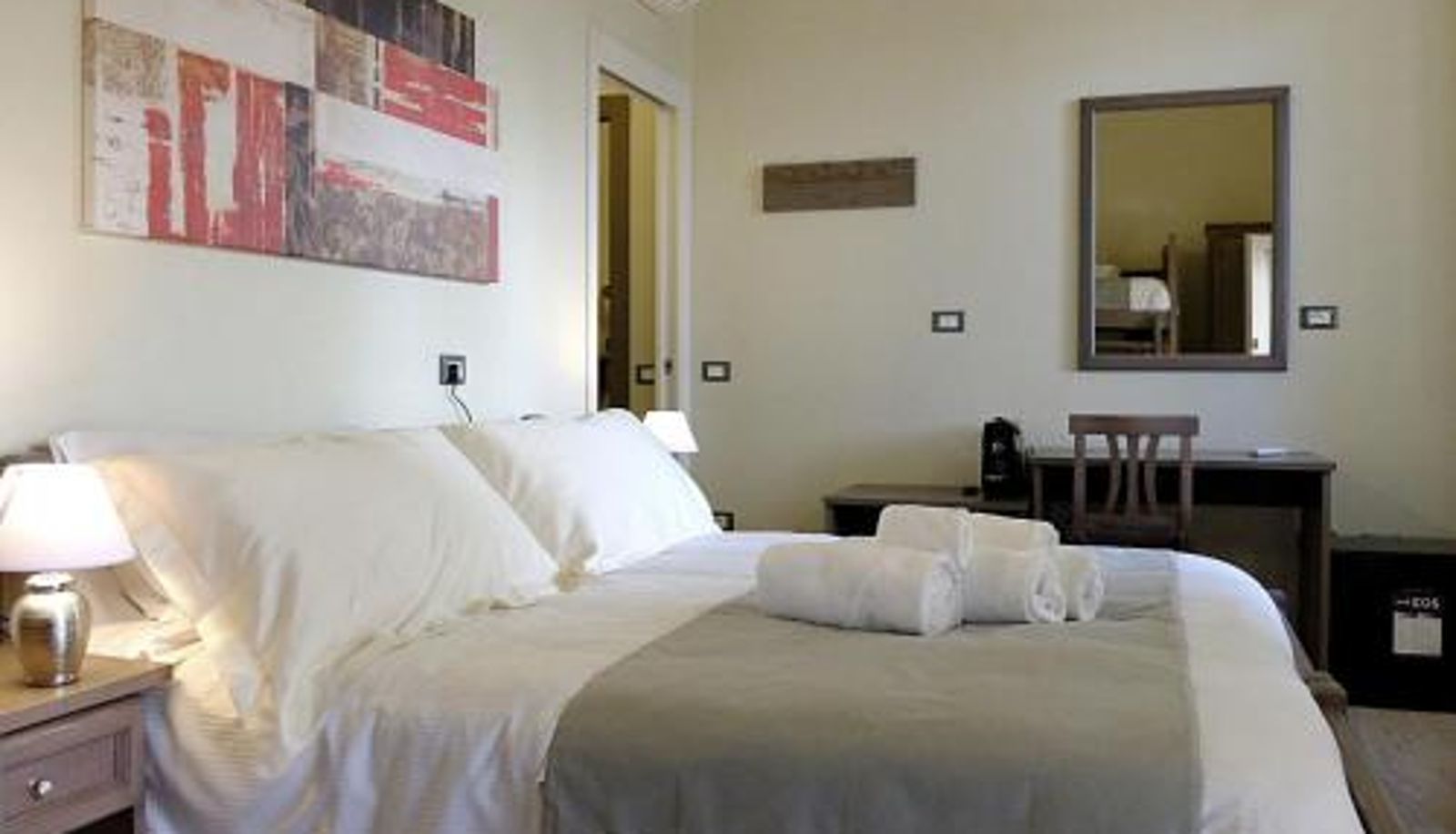 Room - EOS Room and Breakfast