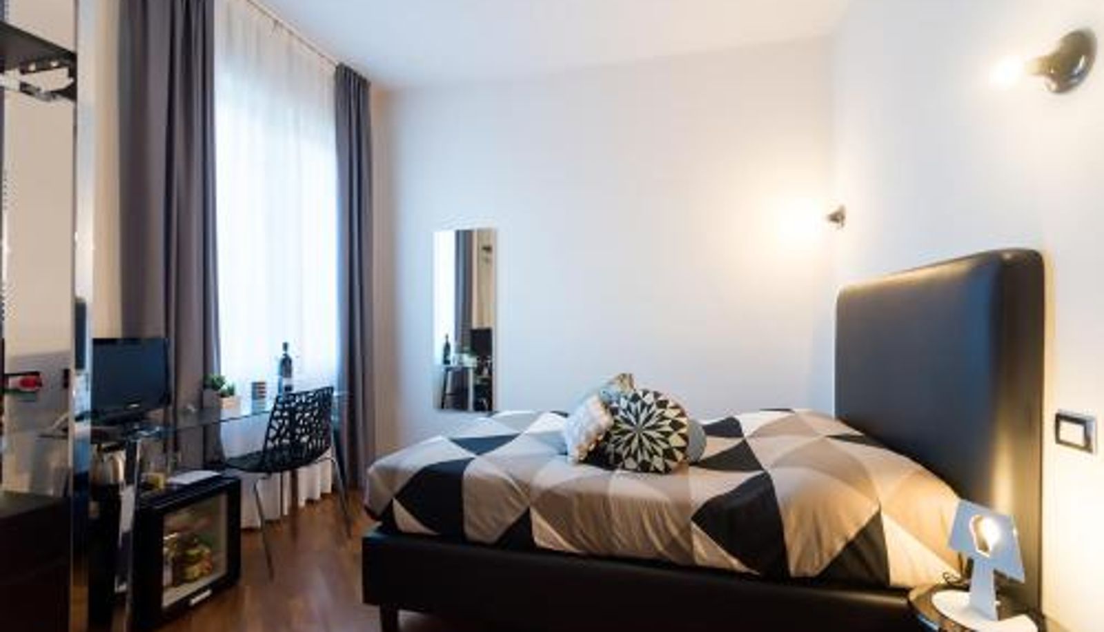 Room - I Sleep B&B