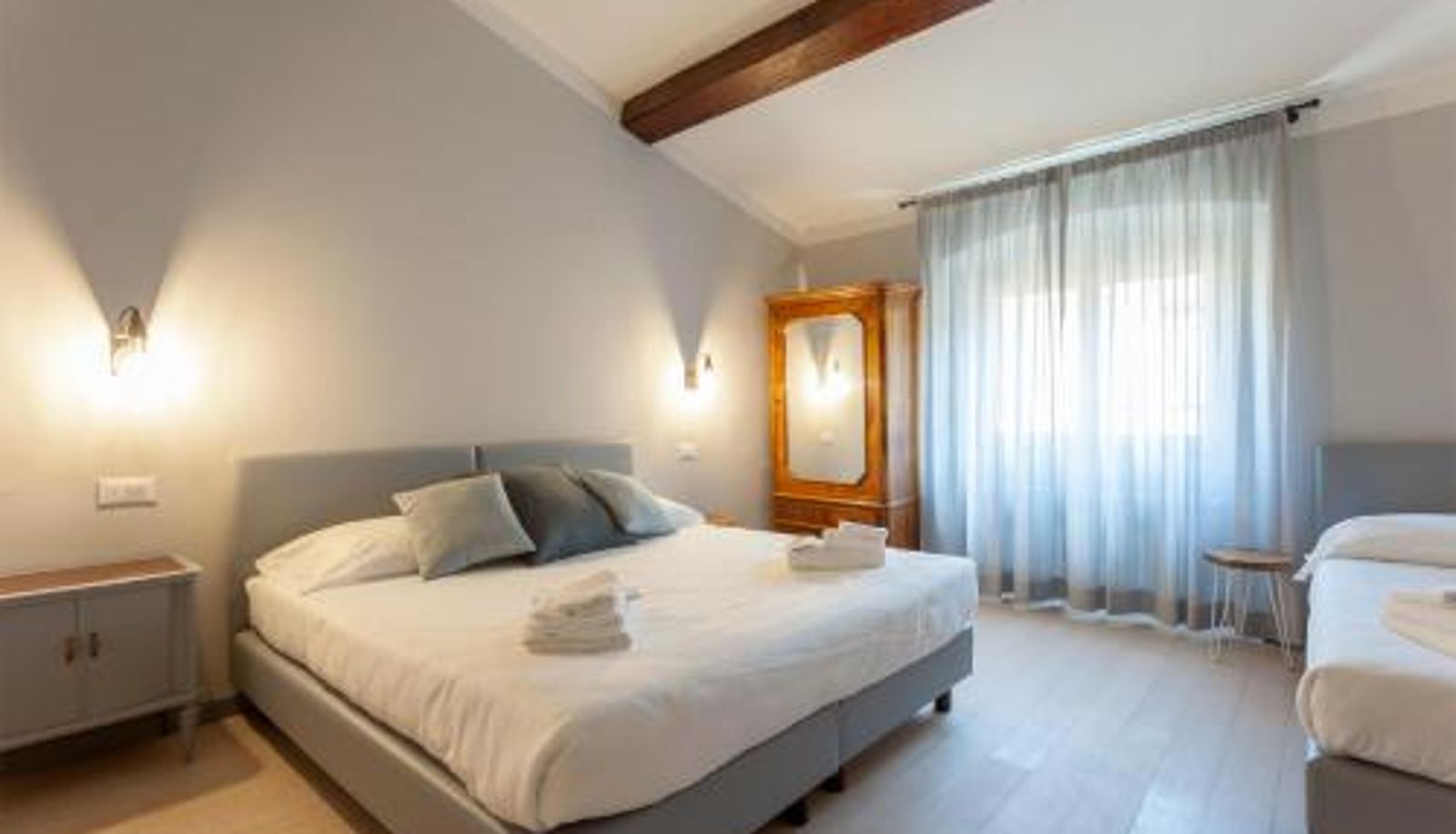 Camera - Santo Spirito Venti - Design Rooms in Florence near Ponte Vecchio & Palazzo Pitti