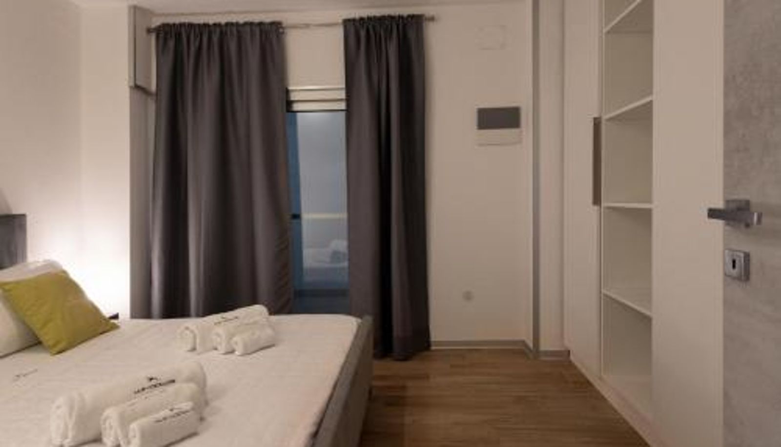 Chambre - B&B White con Parcheggio Privato