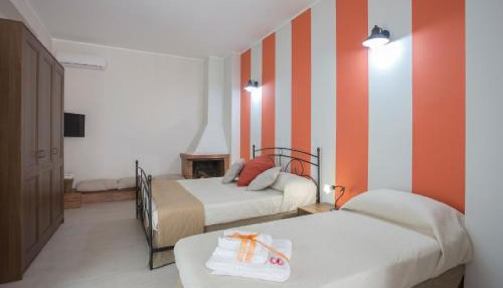 Driepersoonskamer - B&B Cinisi Mare e Monti