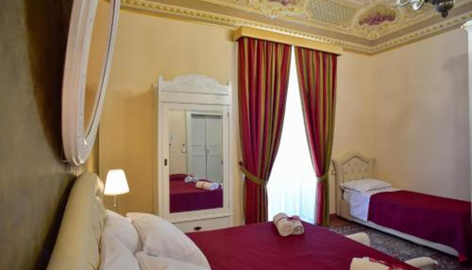 Habitación - Palazzo degli Affreschi