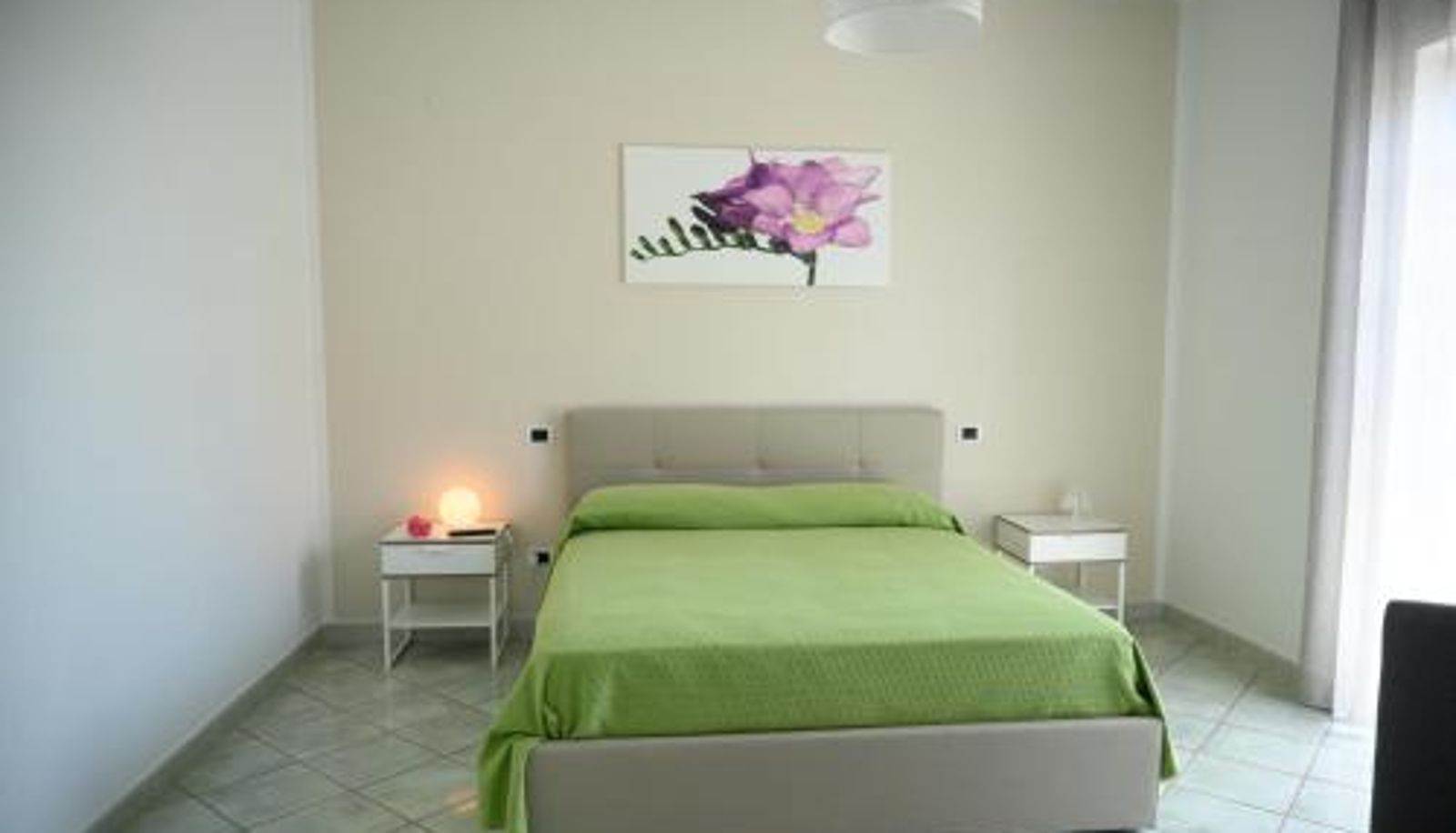 Room - Flowers' House
