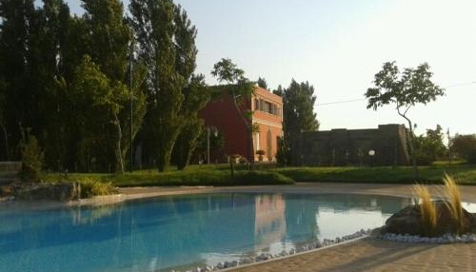 Zwembad - Tenuta Monaci La Murra