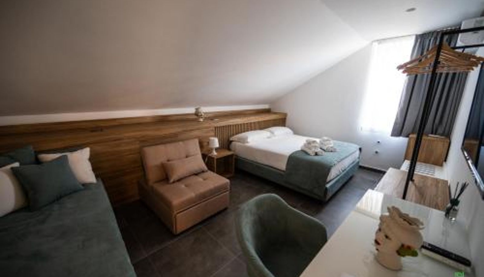 Room - New River Hotel