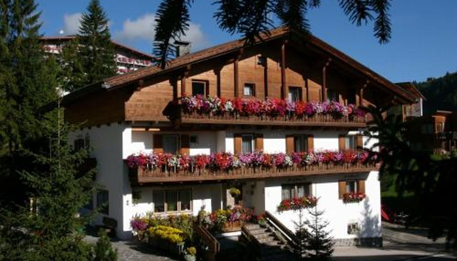 Zewnętrzna część hotelu - Garni Flurida