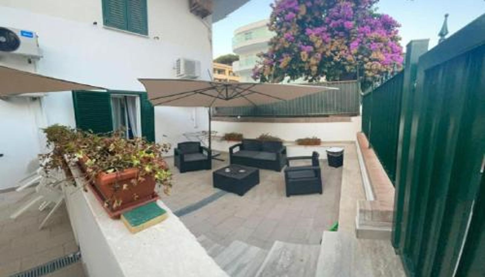 Info - Riviera Albachiara Anzio B&B