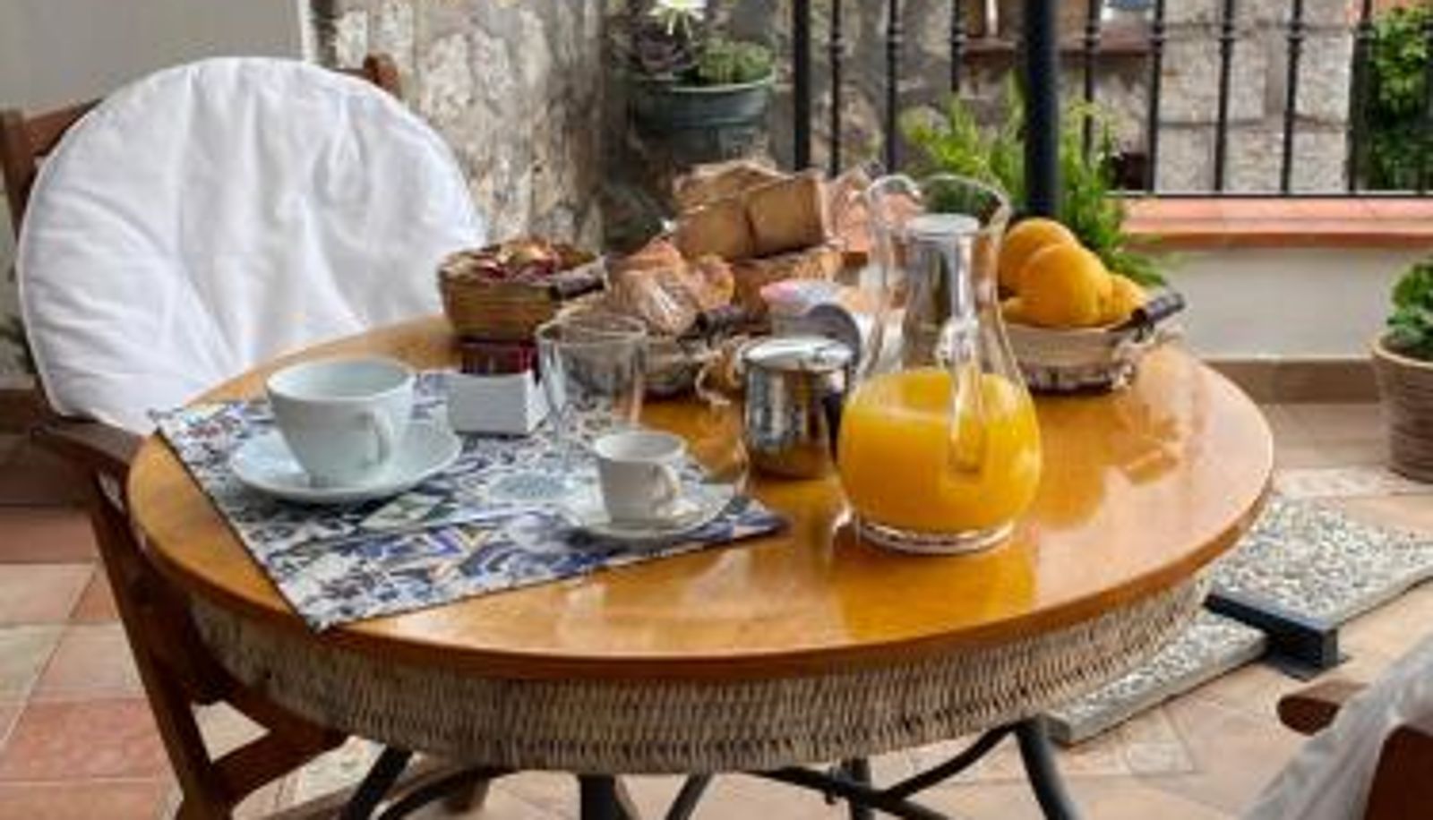 Frühstücksraum innerhalb des Restaurants - B&B Il Vicolo