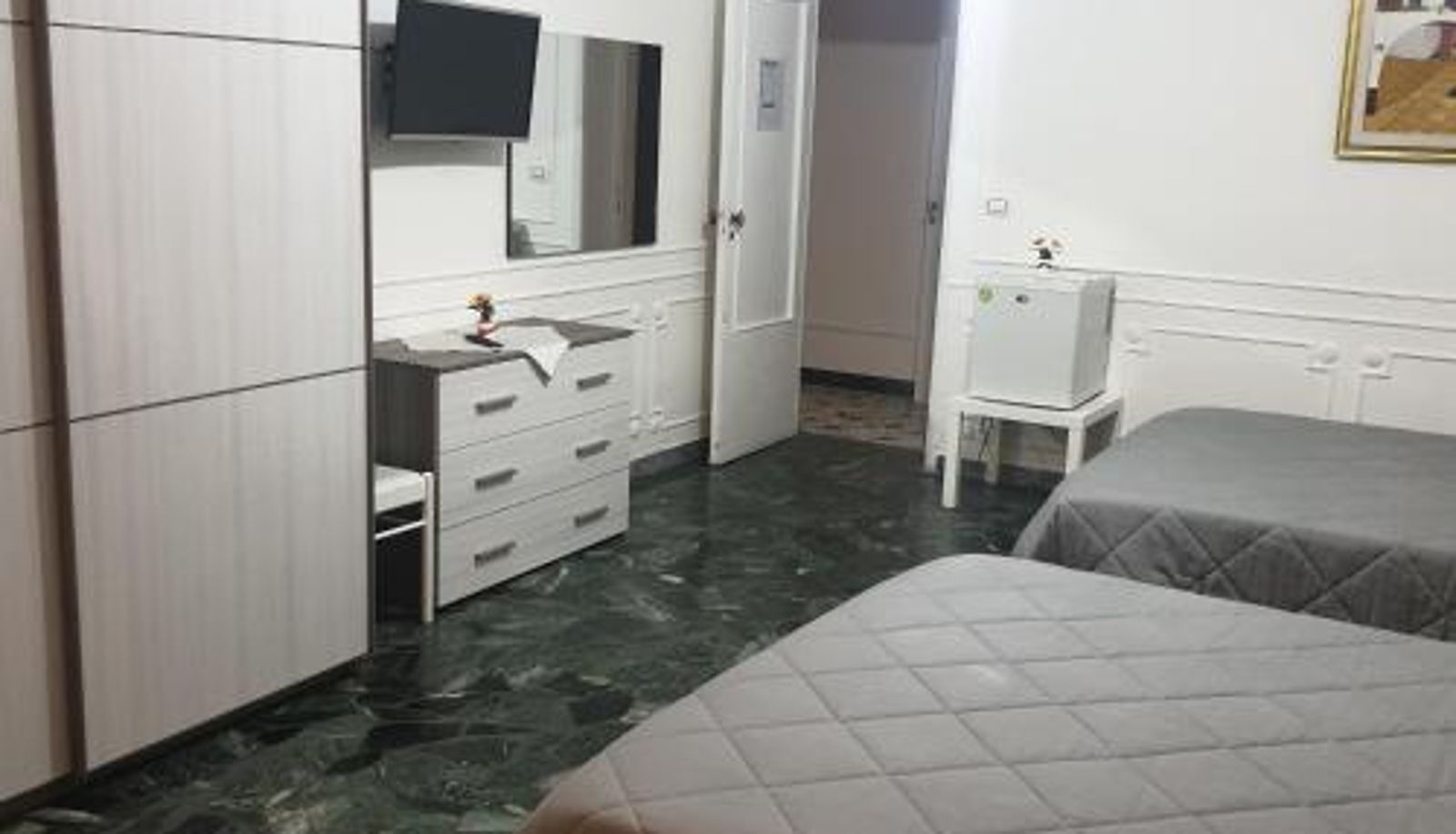 Info - GANAJ Corso ITALIA 89