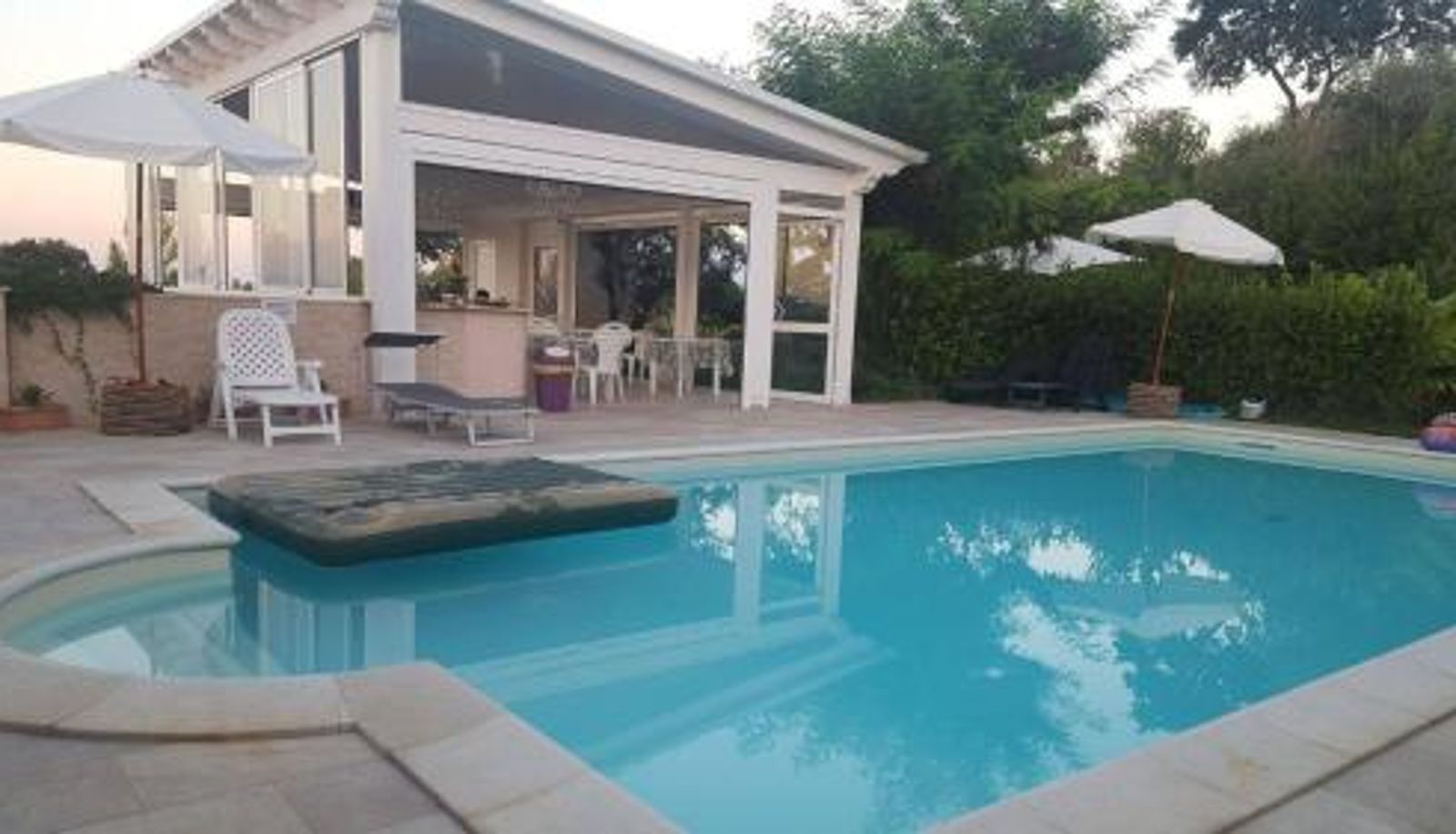 Basen - B&B Il Giardino Mediterraneo