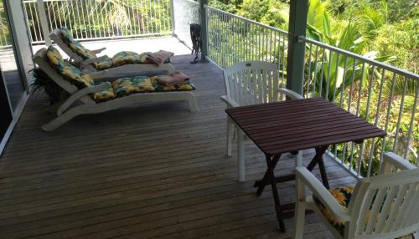 Terasse - Mission Beach Escape BnB