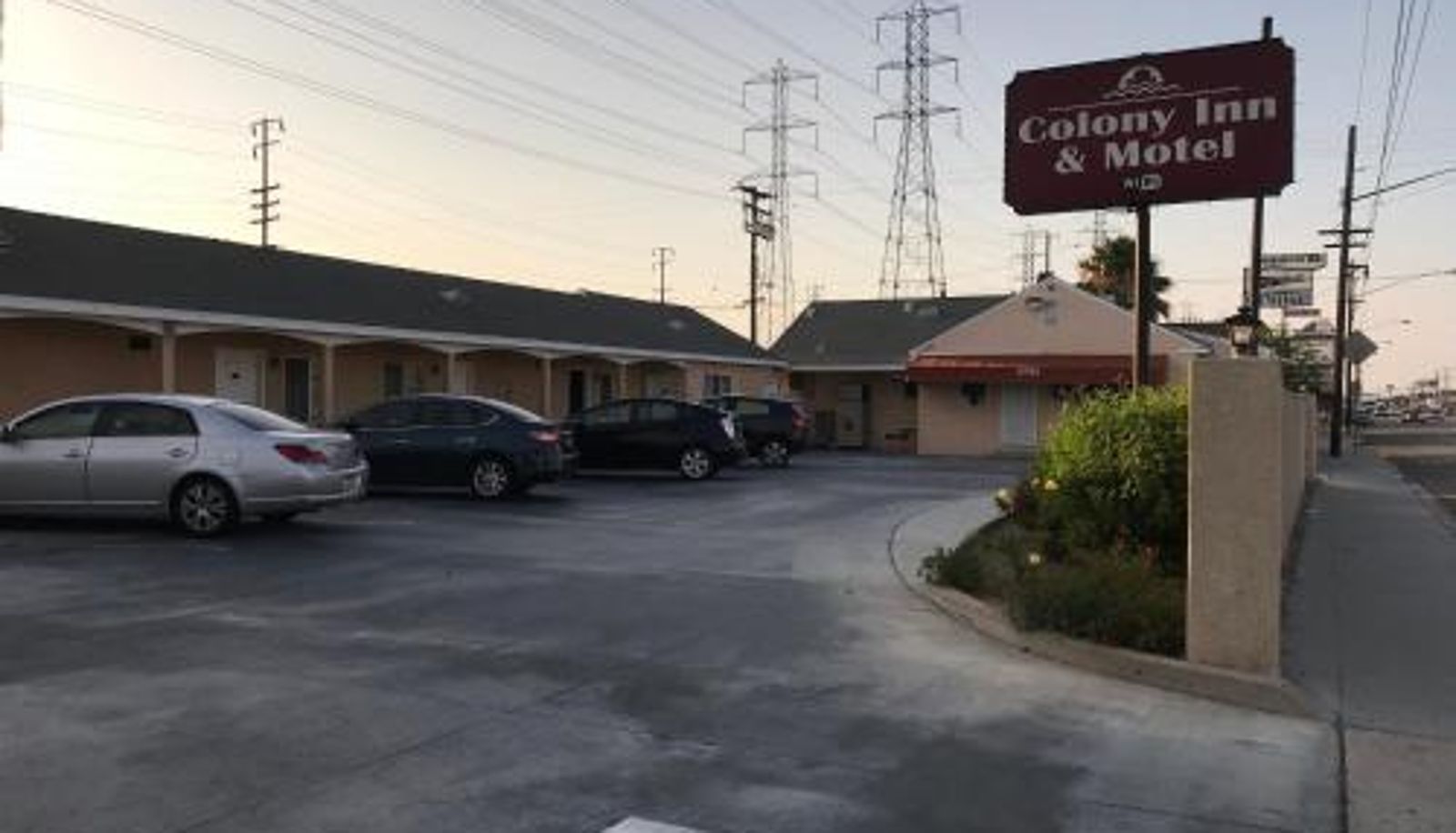 Información - Colony Inn Motel