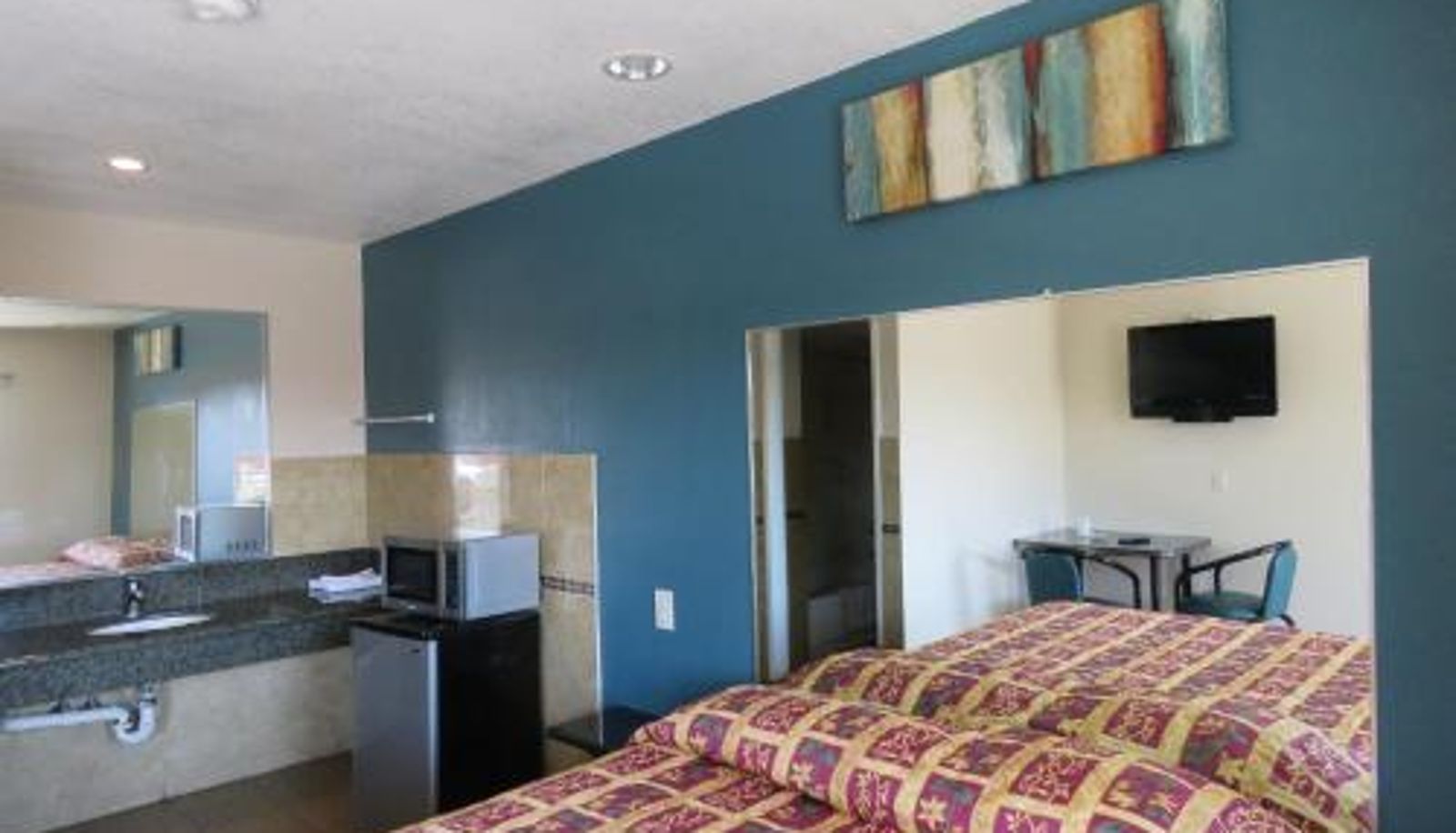 Camera - Florentina Motel - Los Angeles