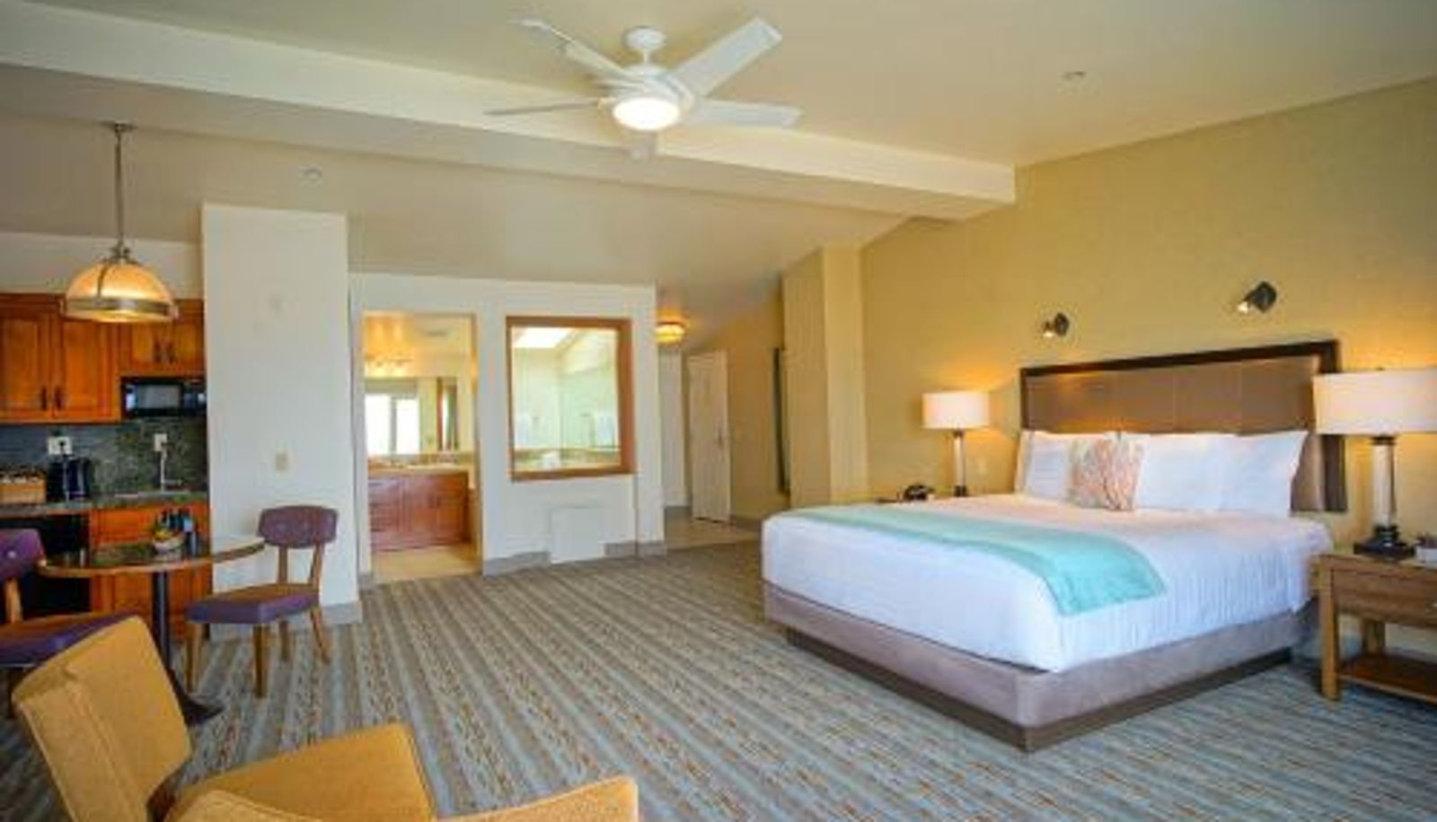 Room - Sea & Sand Inn