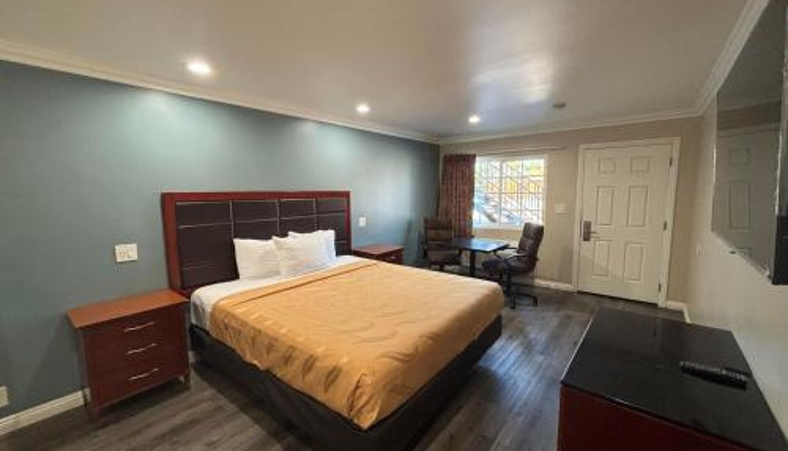 Informacje - Economy Inn - Burbank Airport