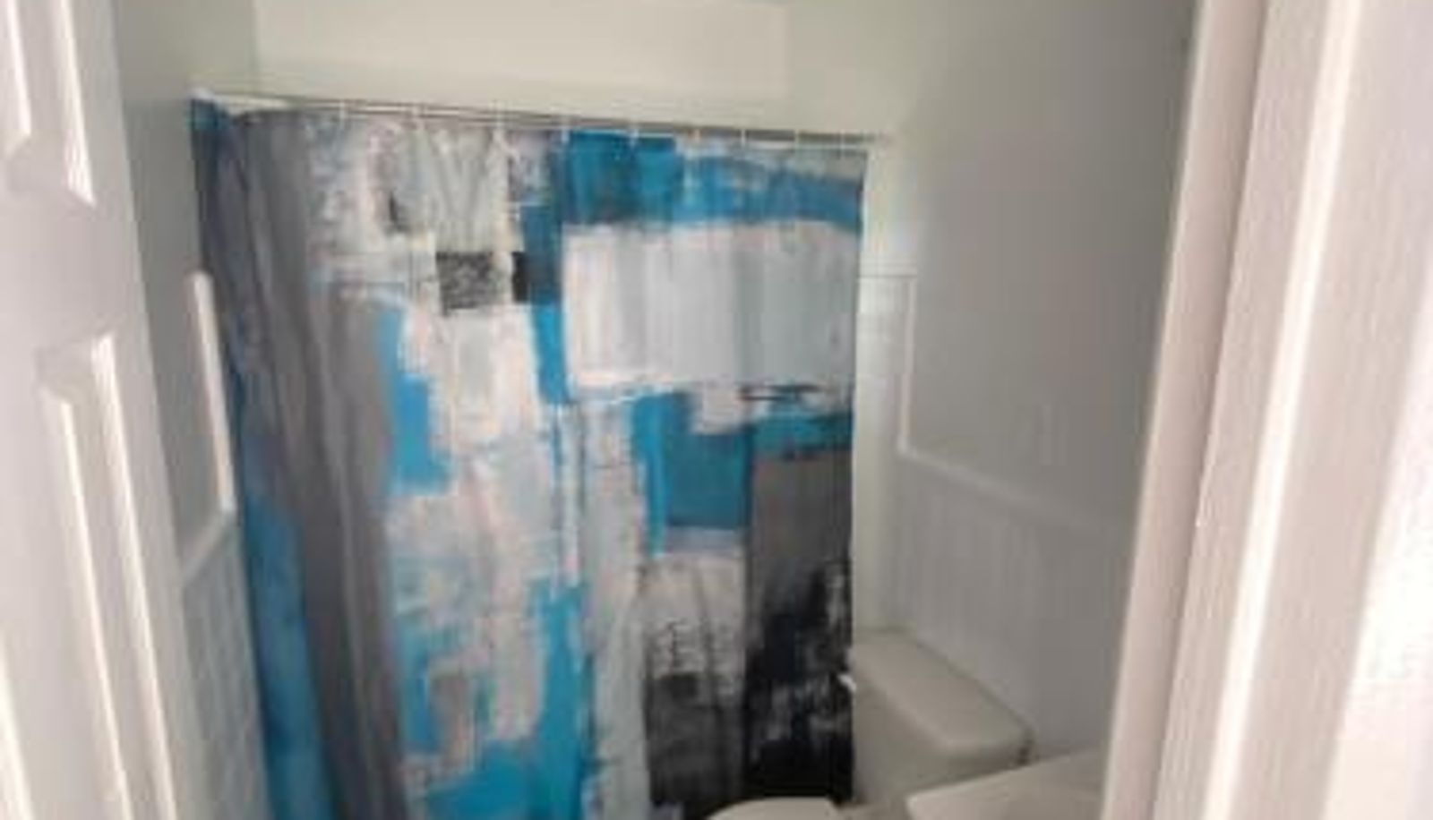 Standard room - Uptown Inn & Suites