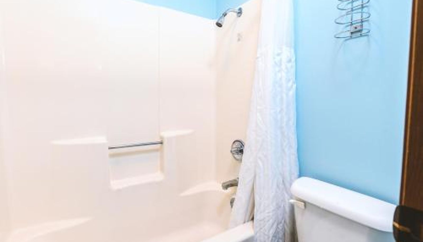Cuarto de baño - Blue Way Inn & Suites Wellington