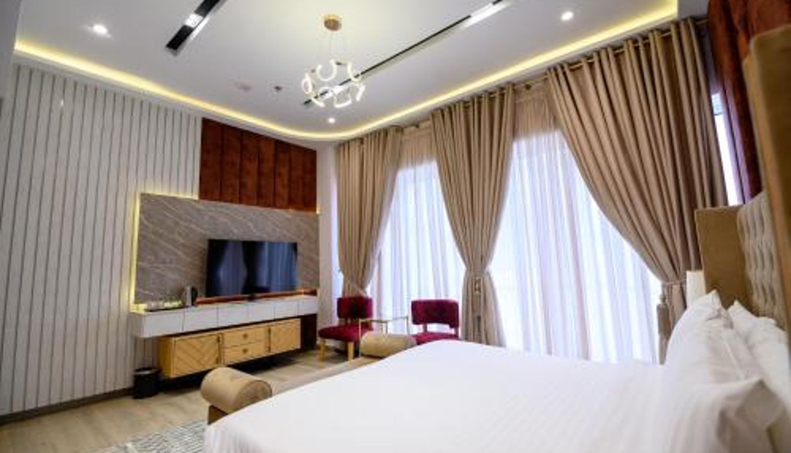 Zimmer - Rumanza by Pearl Continental