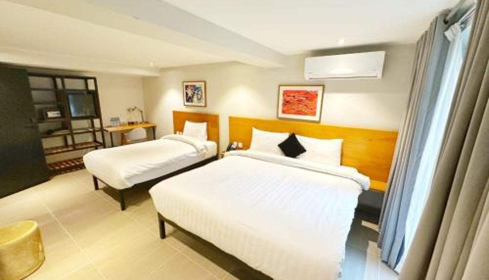 Habitación triple - The Avenue Hotel
