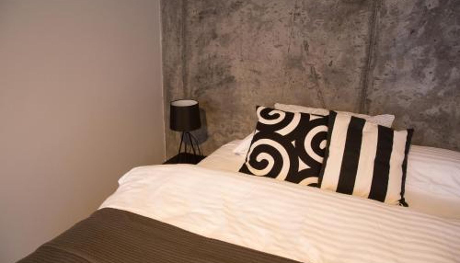 Zimmer - Varmi Guesthouse Apartments & rooms