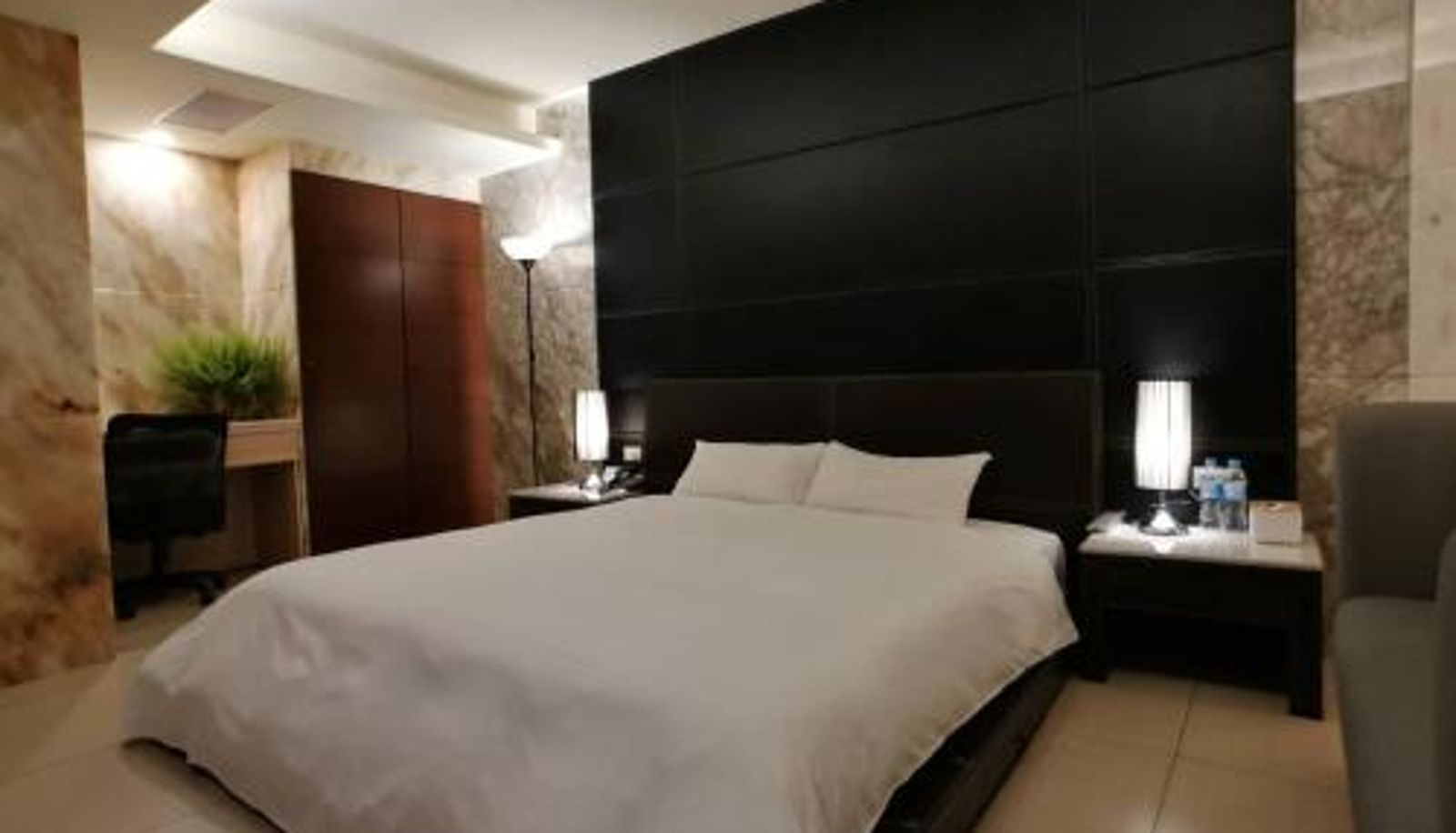 Room - Michelle hotel