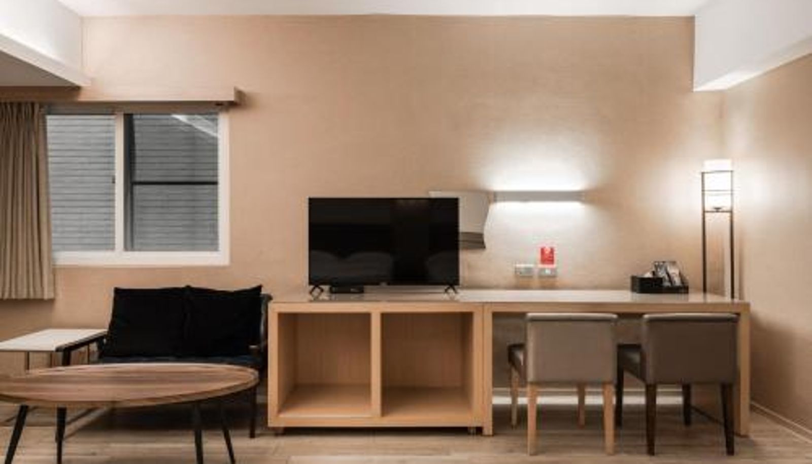 Zimmer - The Riverside Hotel Esthetics