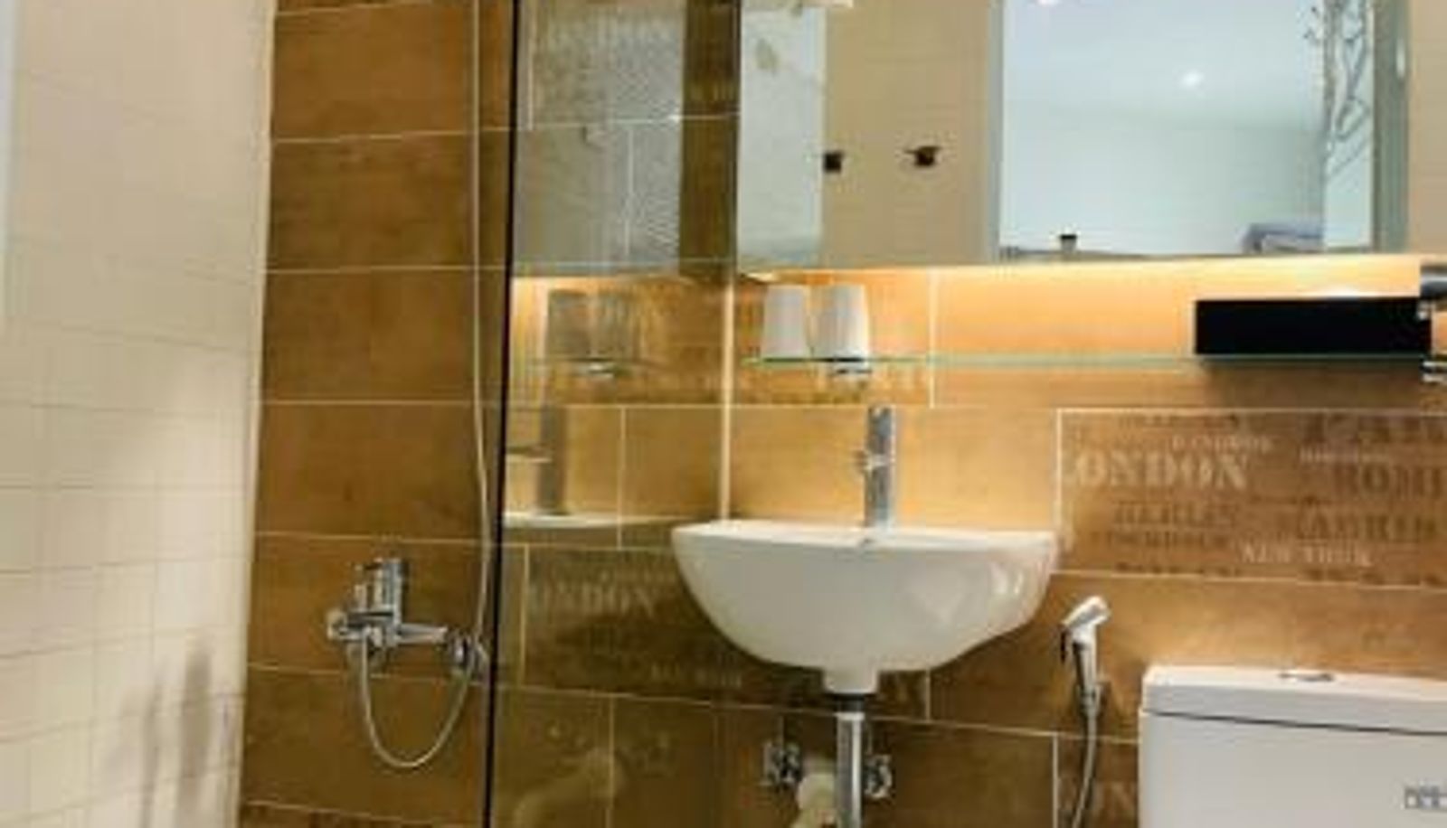 Salle de bain - the Retro Tai-Pan 2