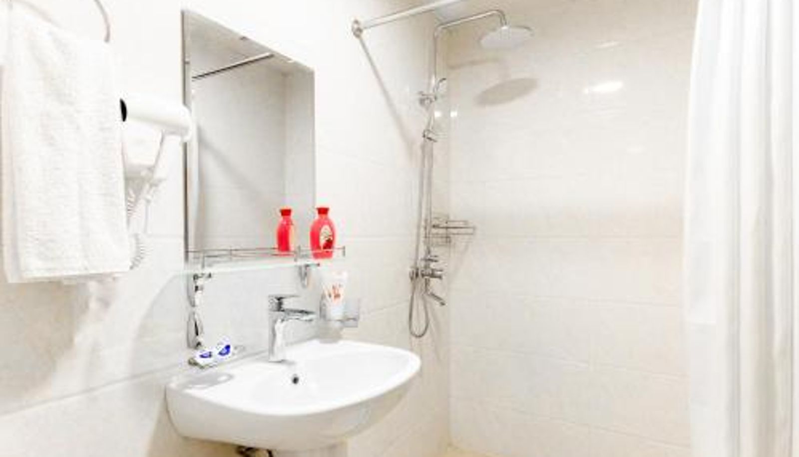 Badkamer - CENTRAL ASİA HOTEL