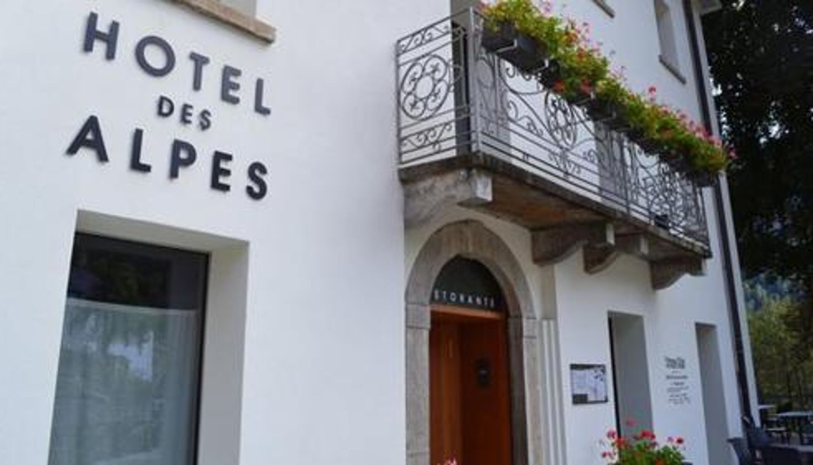 Info - Hotel des Alpes Dalpe